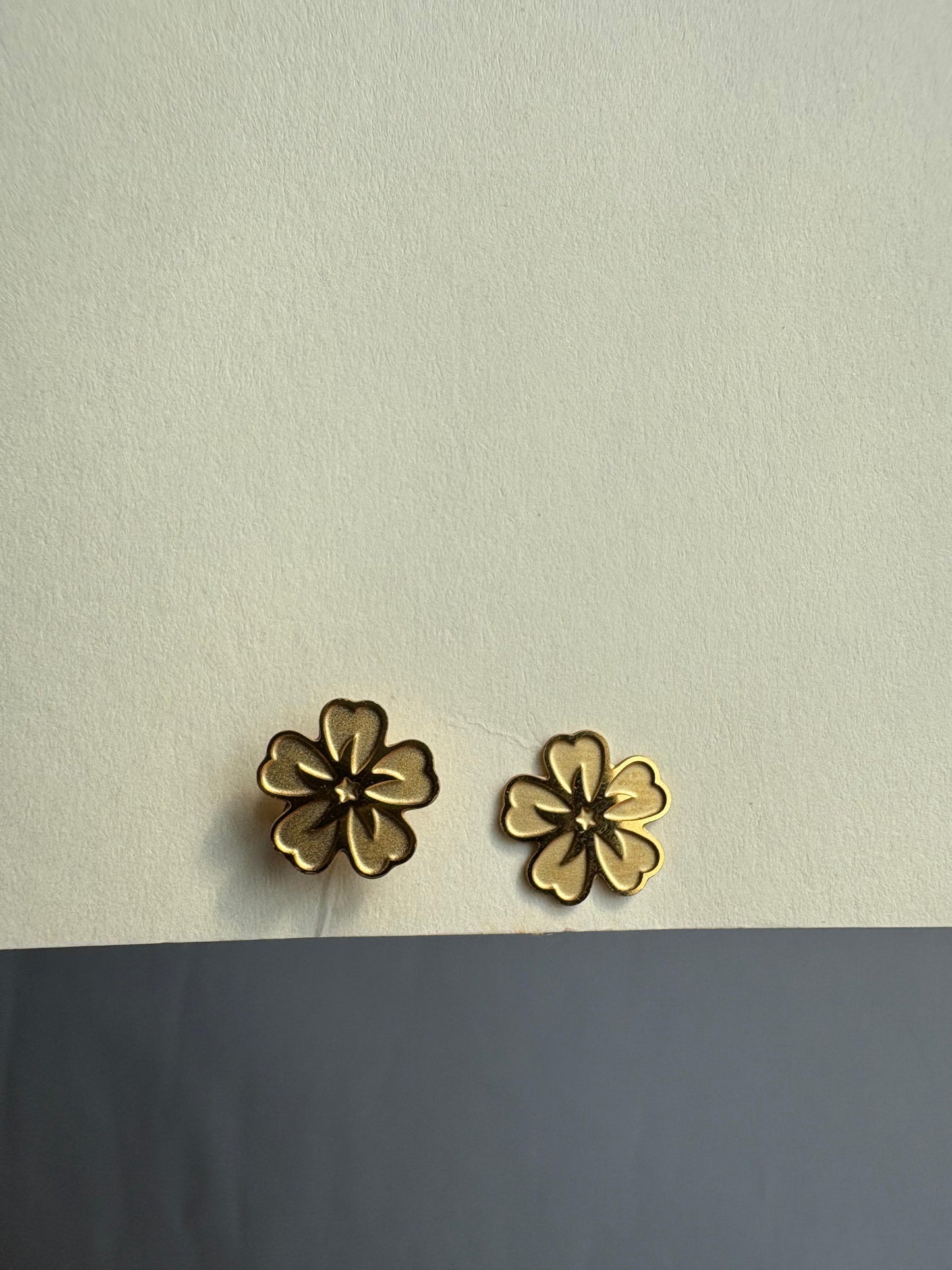 Minimal Stud Earrings