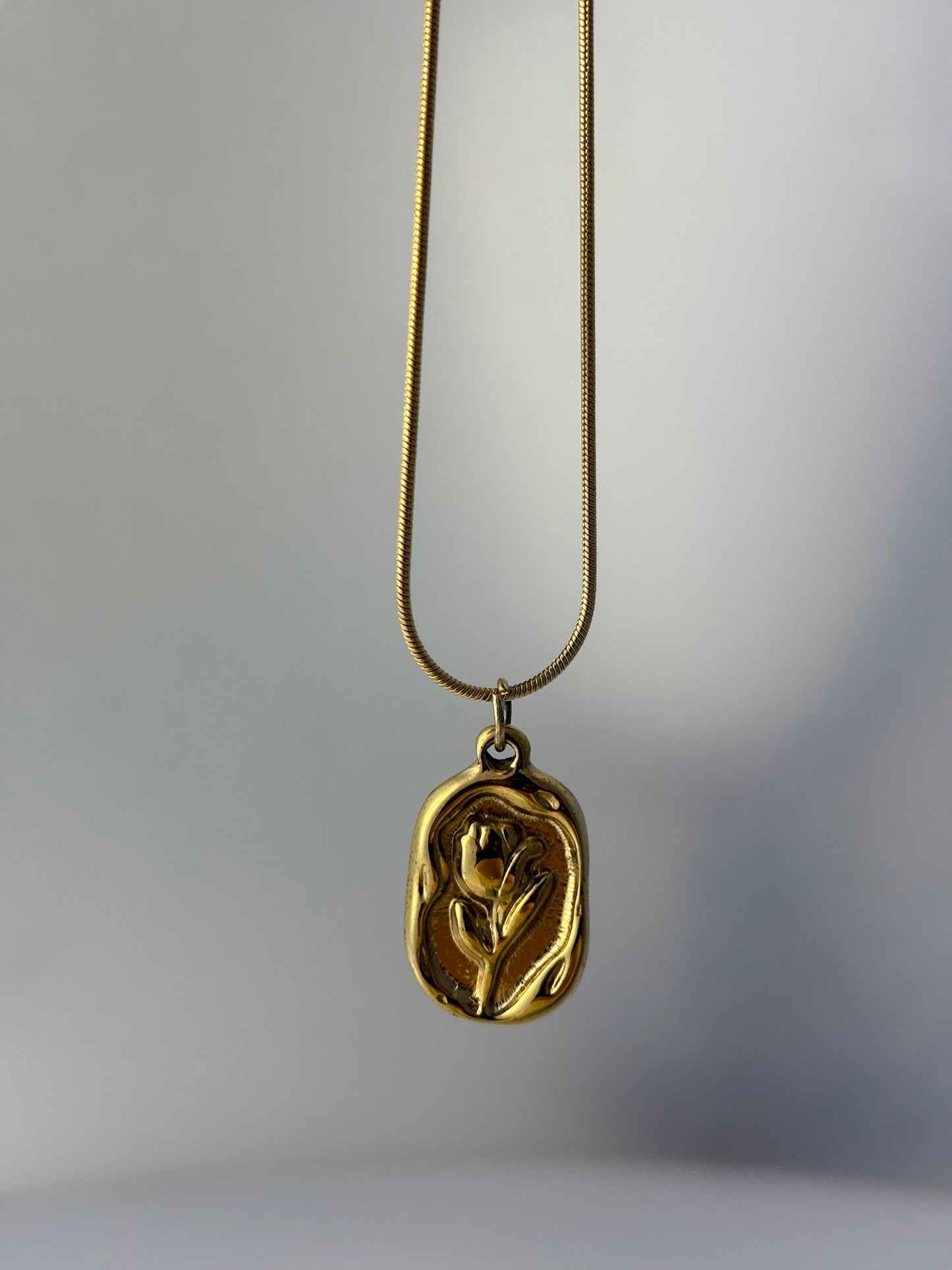 Muse Bloom Pendant