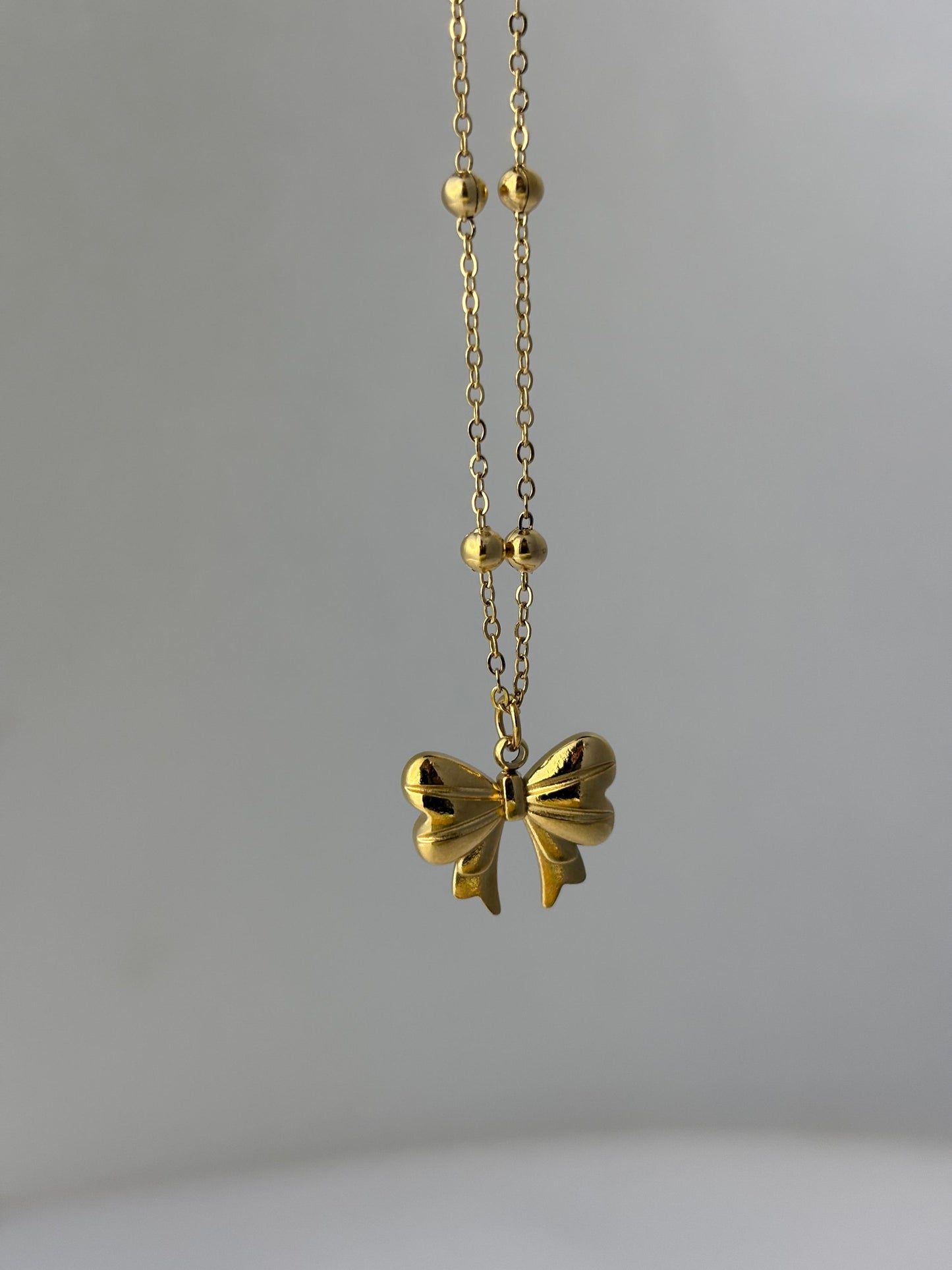 Minimal Bow Pendant with Earrings