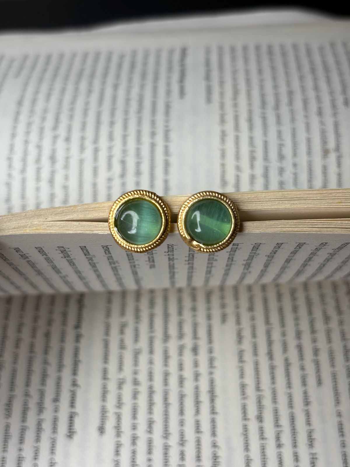Colourful Monalisa Stone Stud