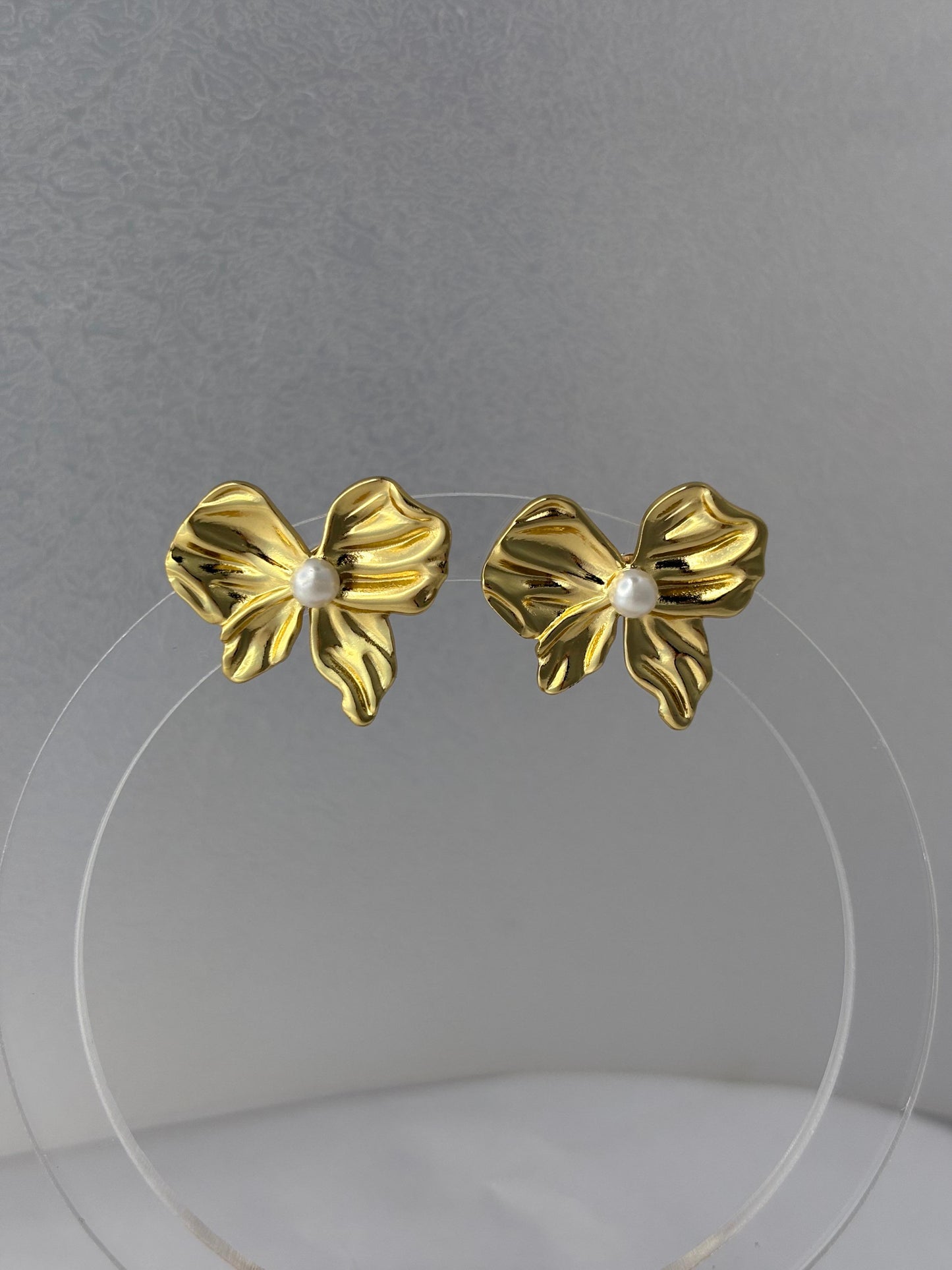 Gold Bow Pearl Earrings