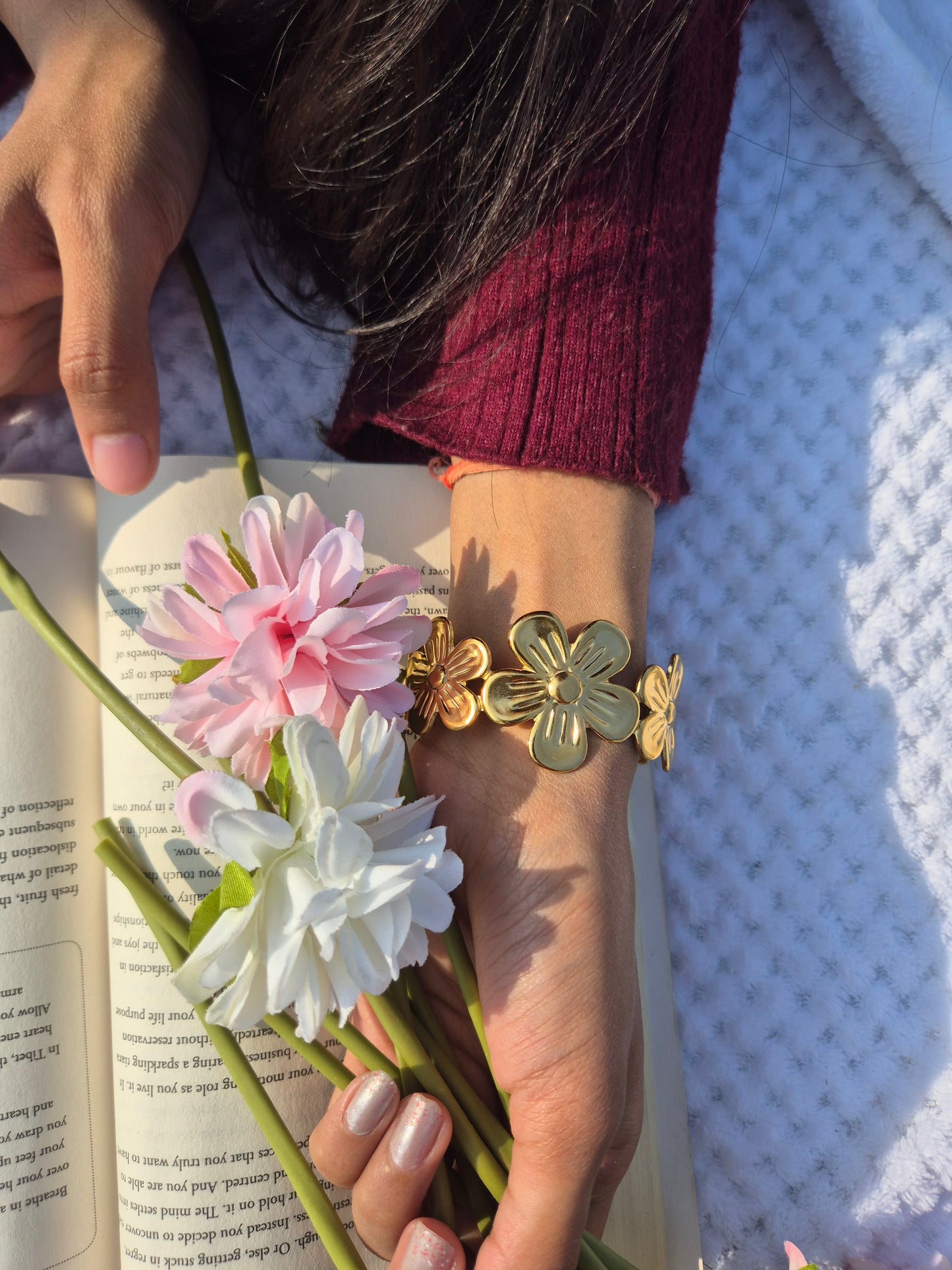 Anti Tarnish Flower Bracelet ( Adjustable)