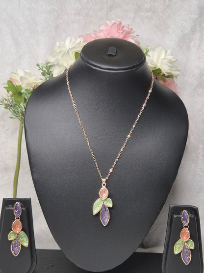 Multicolour Petals Pendant Set