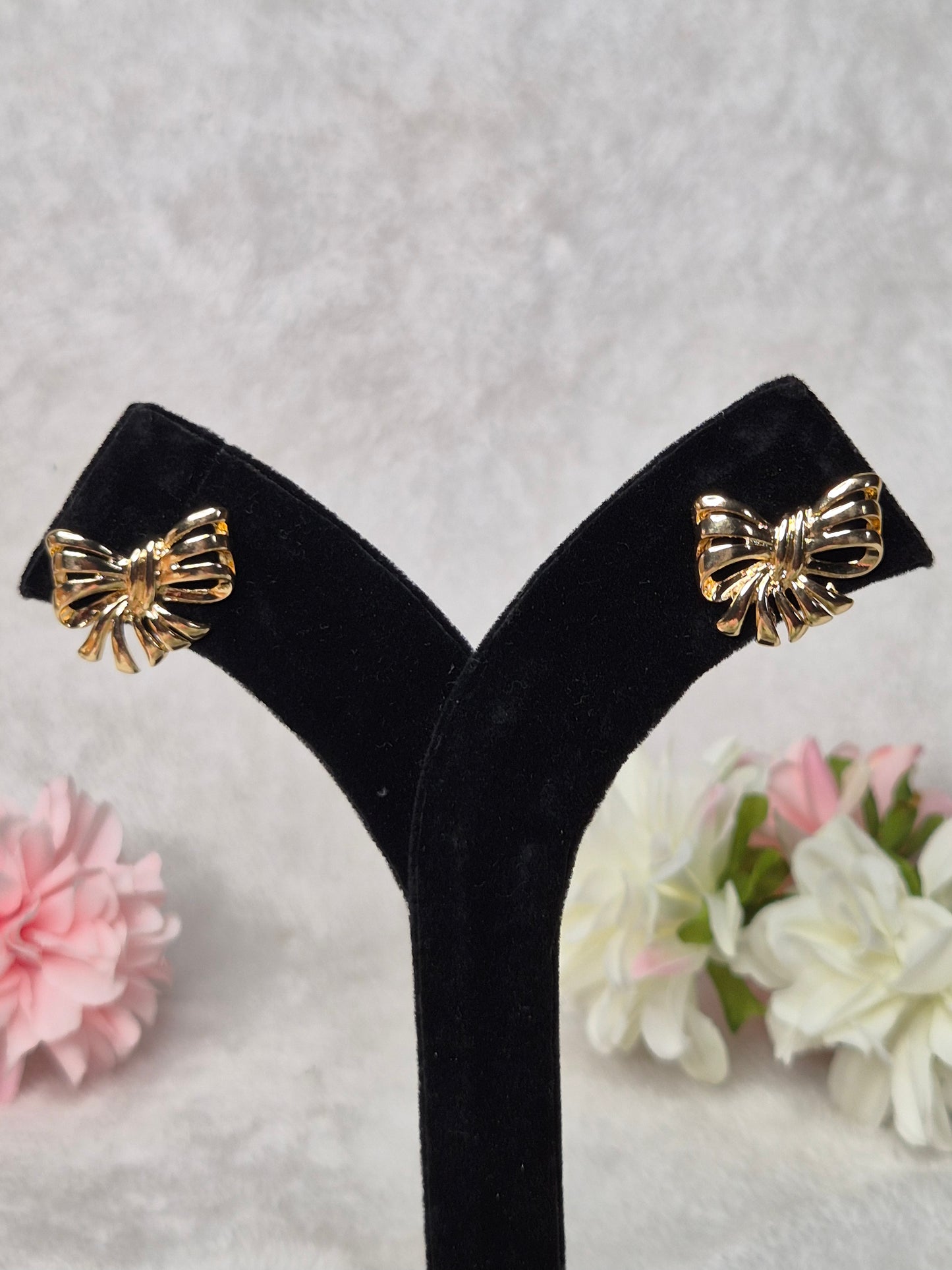 Anti Tarnish Gold Bow Earings