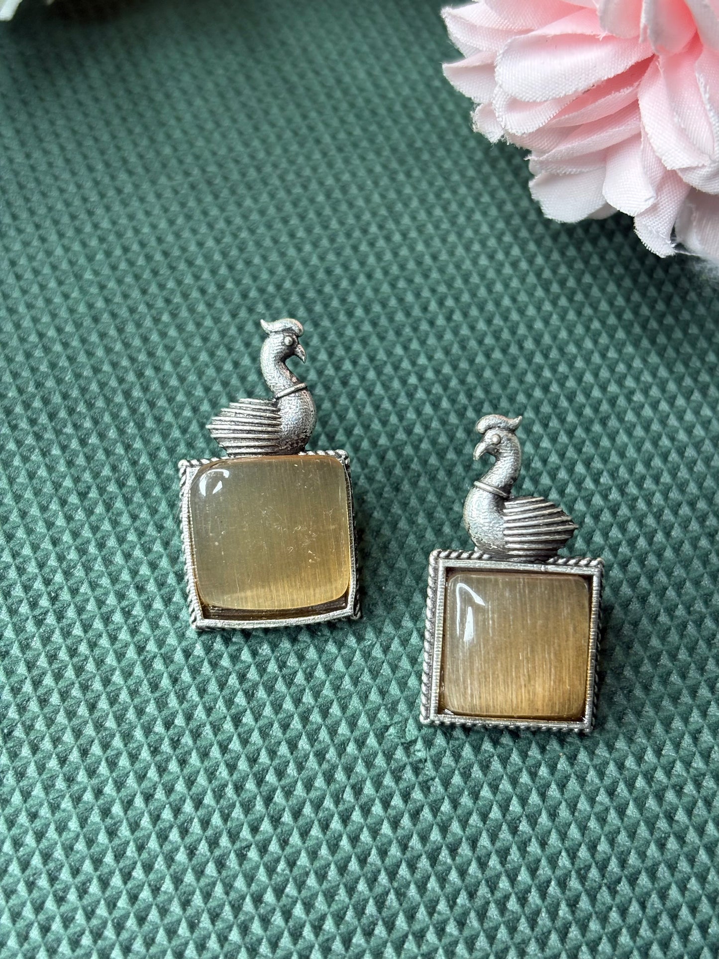 Swan Monalisa Stone Earrings