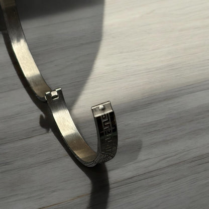 Stunning Silver Bracelet For Men
