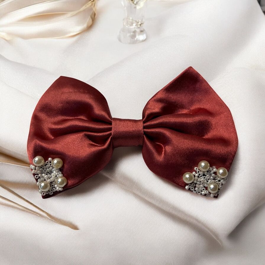 Pearl Bow Hair Clip