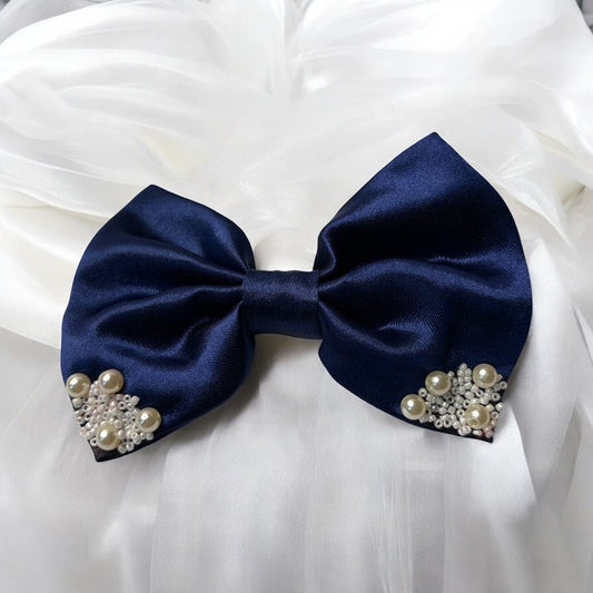 Pearl Bow Hair Clip