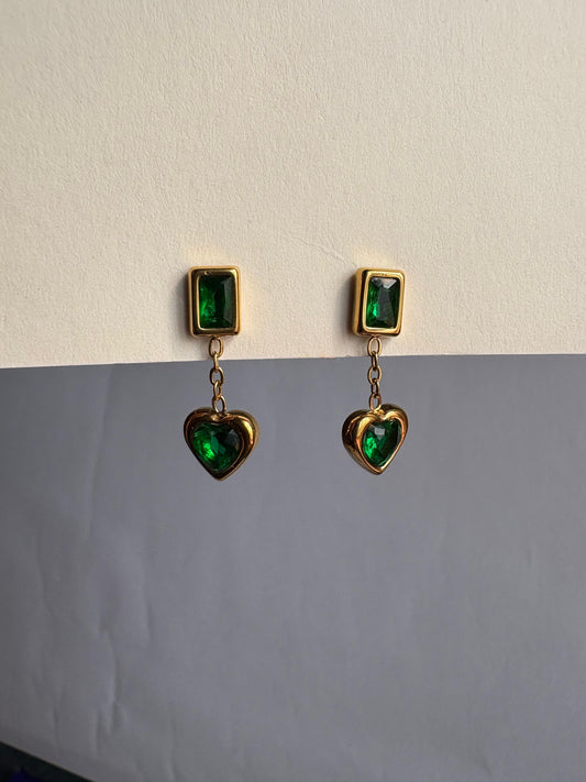 Minimal Drop Earrings