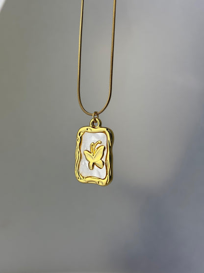 Rosé Whisper Pendant