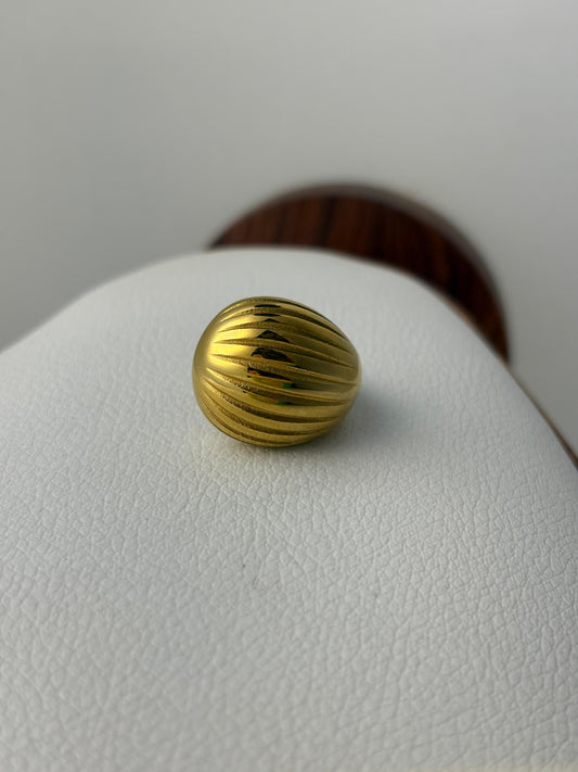 Royal Dome Ring