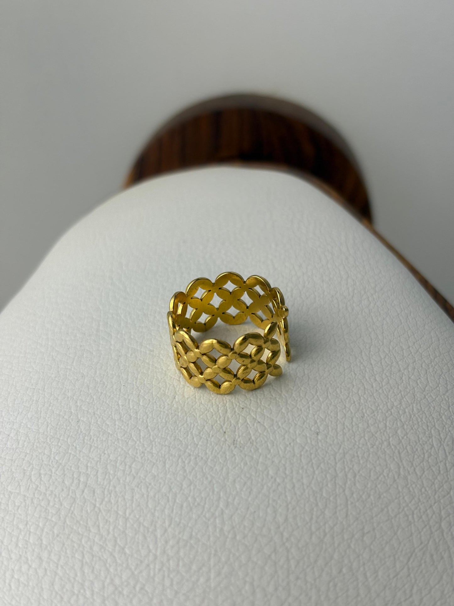 Mesh Adjustable Ring