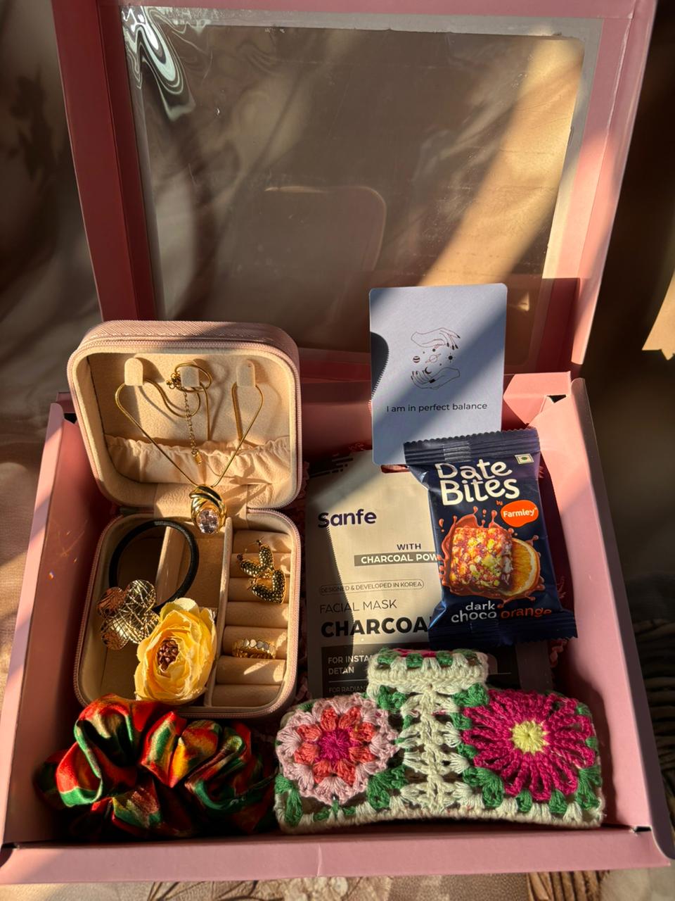 Women's Day Special - "She Deserves It" Hamper