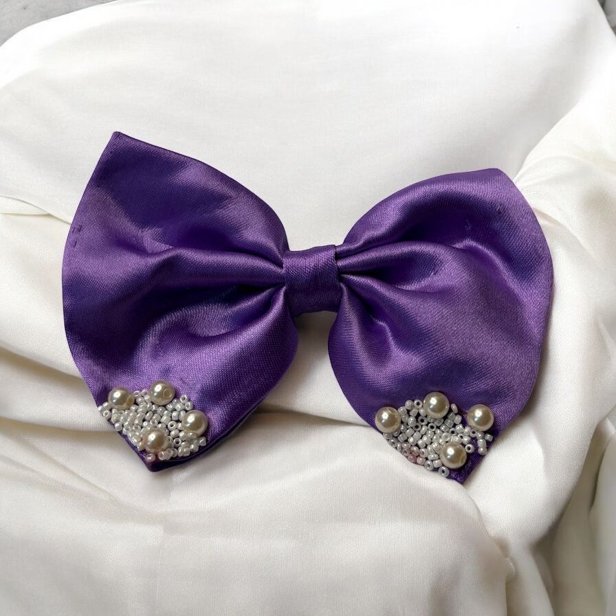 Pearl Bow Hair Clip