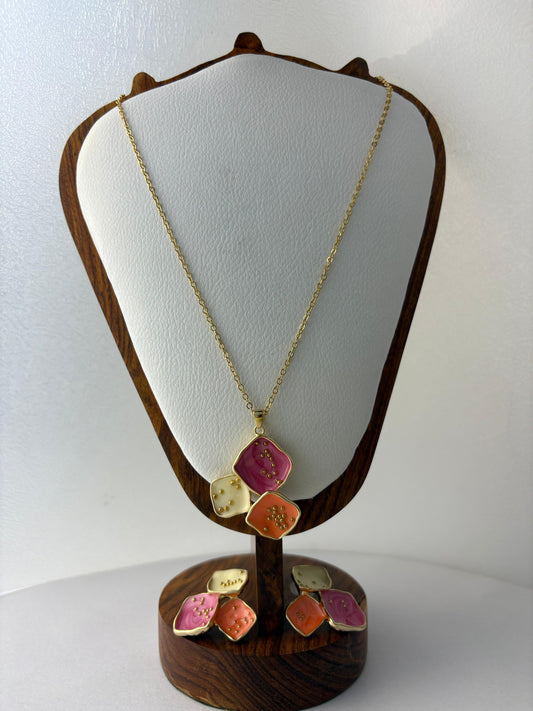 Anti Tarnish Multicolour Pendant Set