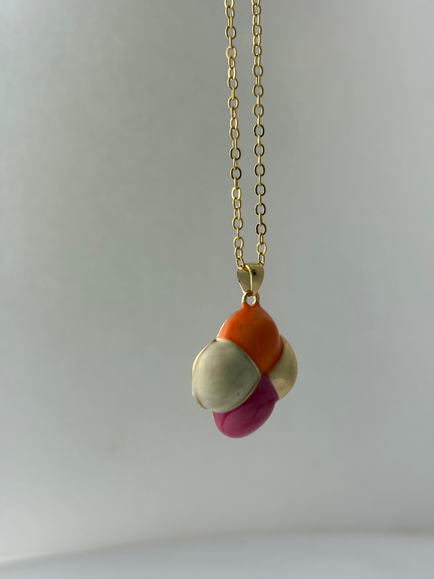 Multicolour Pendant Set