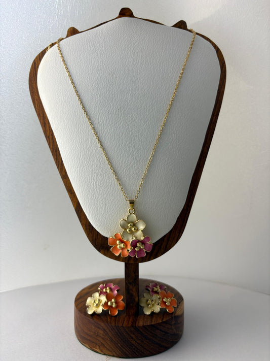 Anti Tarnish Multicolour Pendant Set