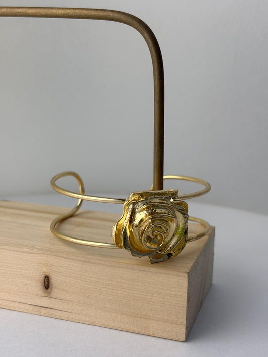 Golden Rose Bracelet (Adjustable Size)