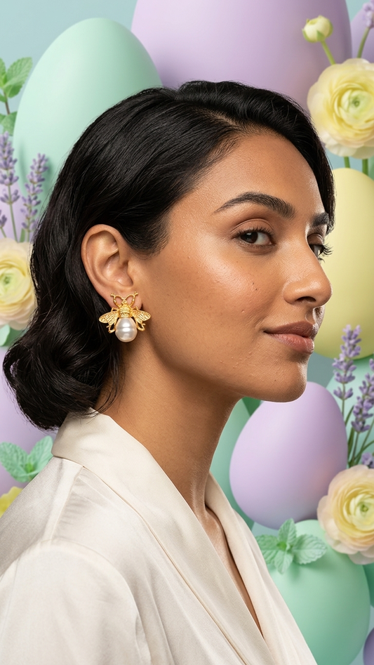 Pearl Bee Studs