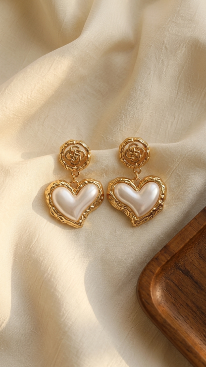 Amora Baroque Heart Pearl Earrings